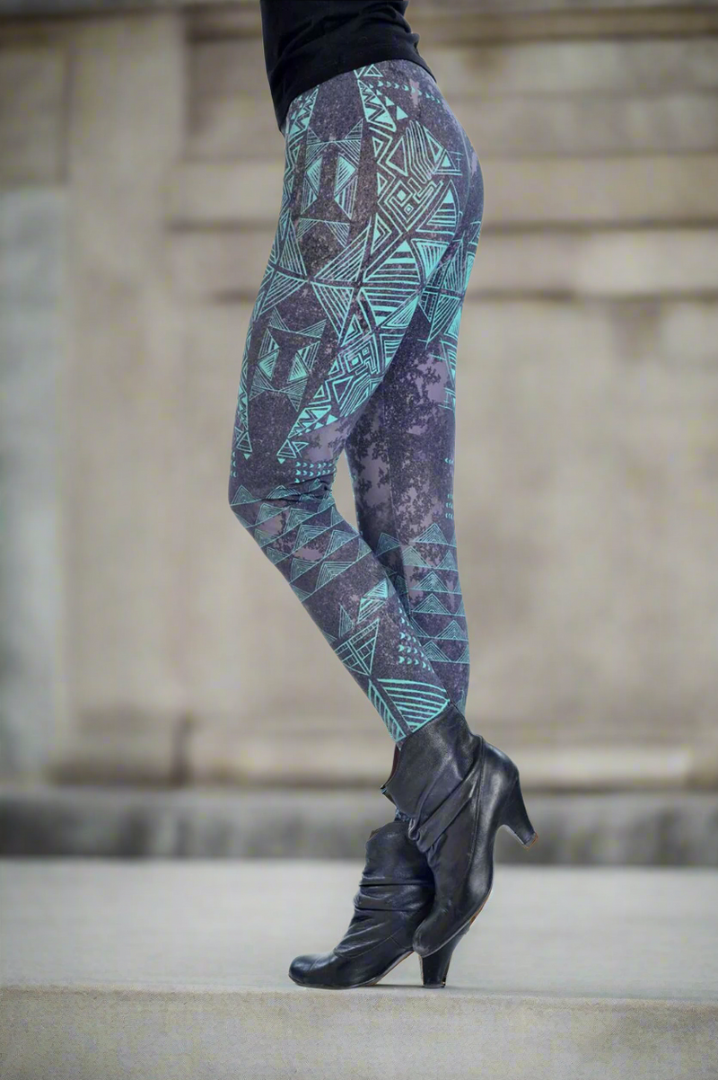 GEOMETRIC LEGGINGS