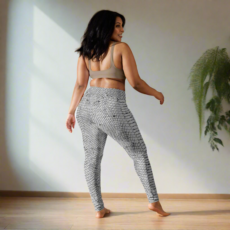 WHITE MAMBA SKIN Yoga Leggings