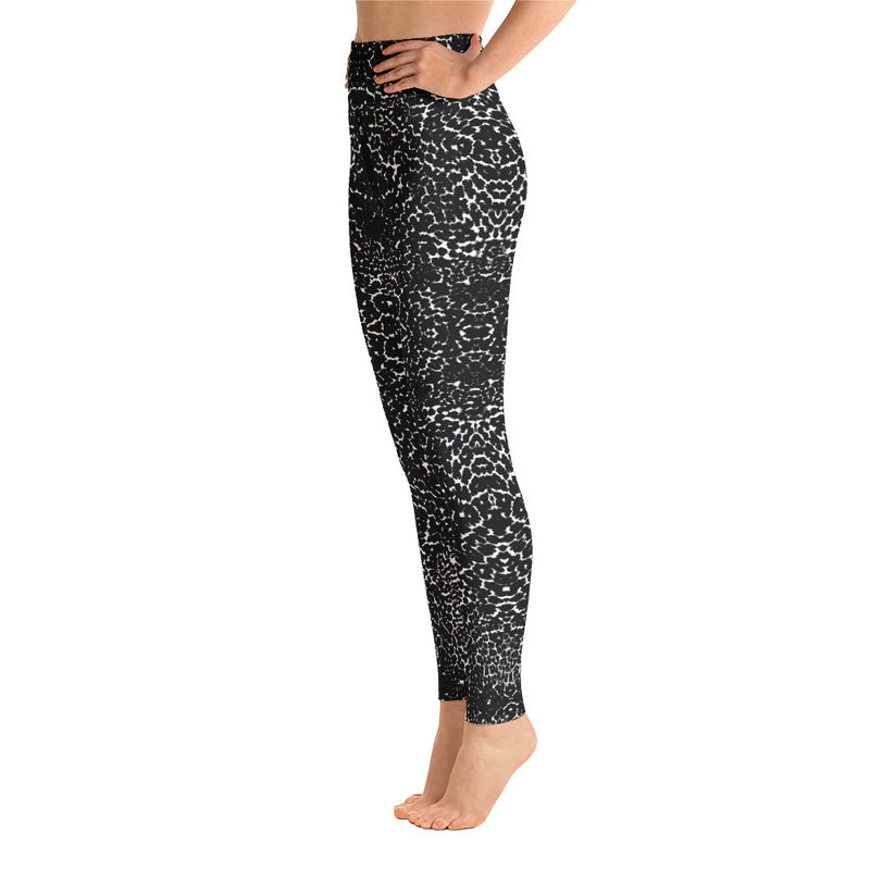 BLACK & WHITE LEOPARD Yoga Leggings